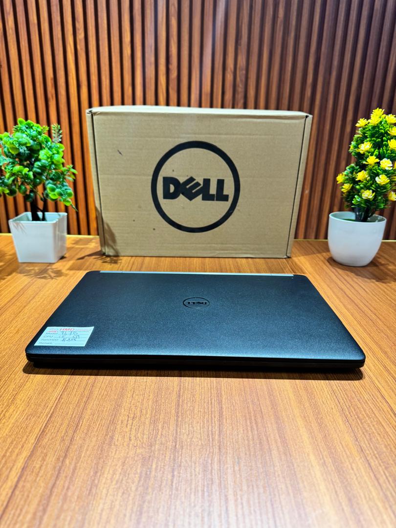 HP ELITEBOOK 840